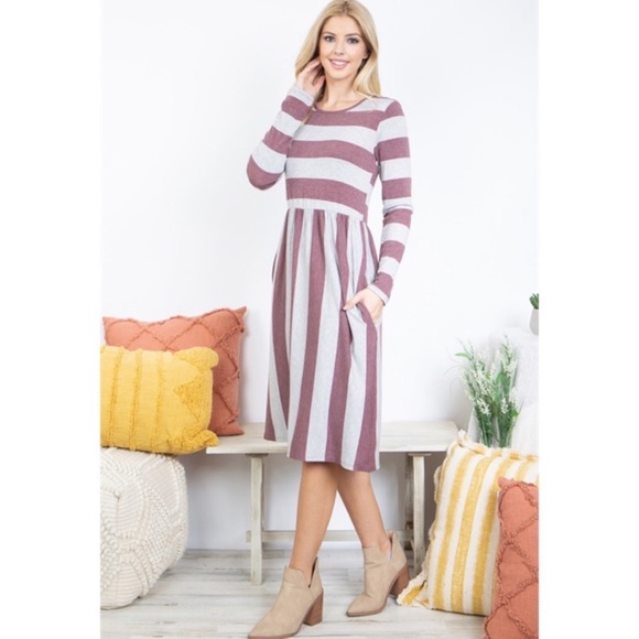 Perfect Peach Lightweight Long Sleeve Striped A Line Dress with Pockets - Picture 5 of 9